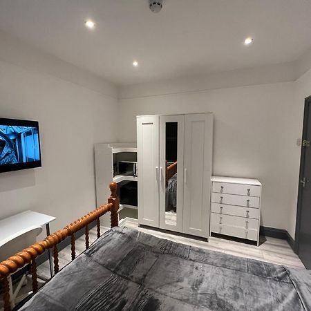 Urbanness Stays - Rooms With Stylish Comfort In The Heart Of Кройдон Екстер'єр фото